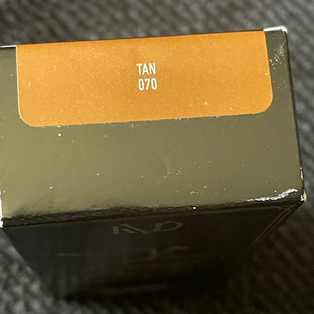 KVD Good Apple Tan 070 Full-Coverage Transfer-Proof Serum Foundation